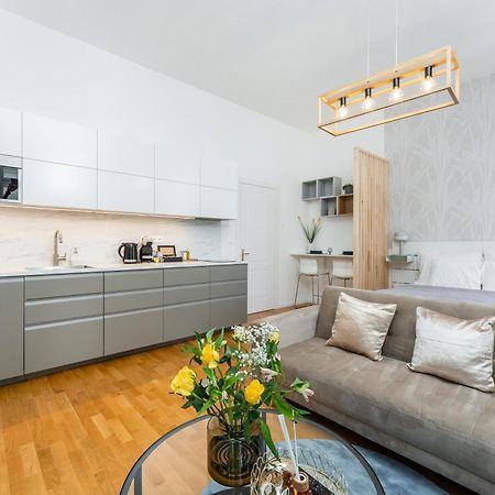 Anytime Holiday- Muzeum Apartments Prag Exterior foto